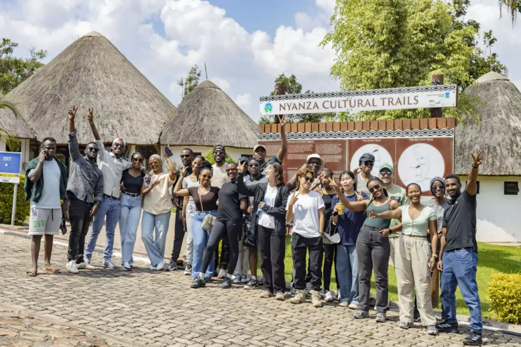 Jokondo Lucky with Rwandans at Nyanza Cultural trails