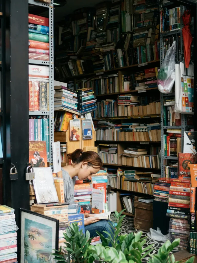 10 Habits Smart People Quit That Average People Never Question