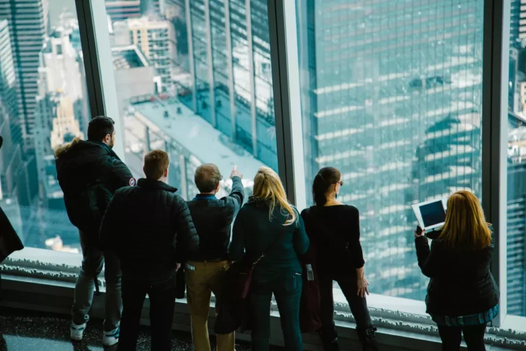 How to Outsmart Toxic Office Politics