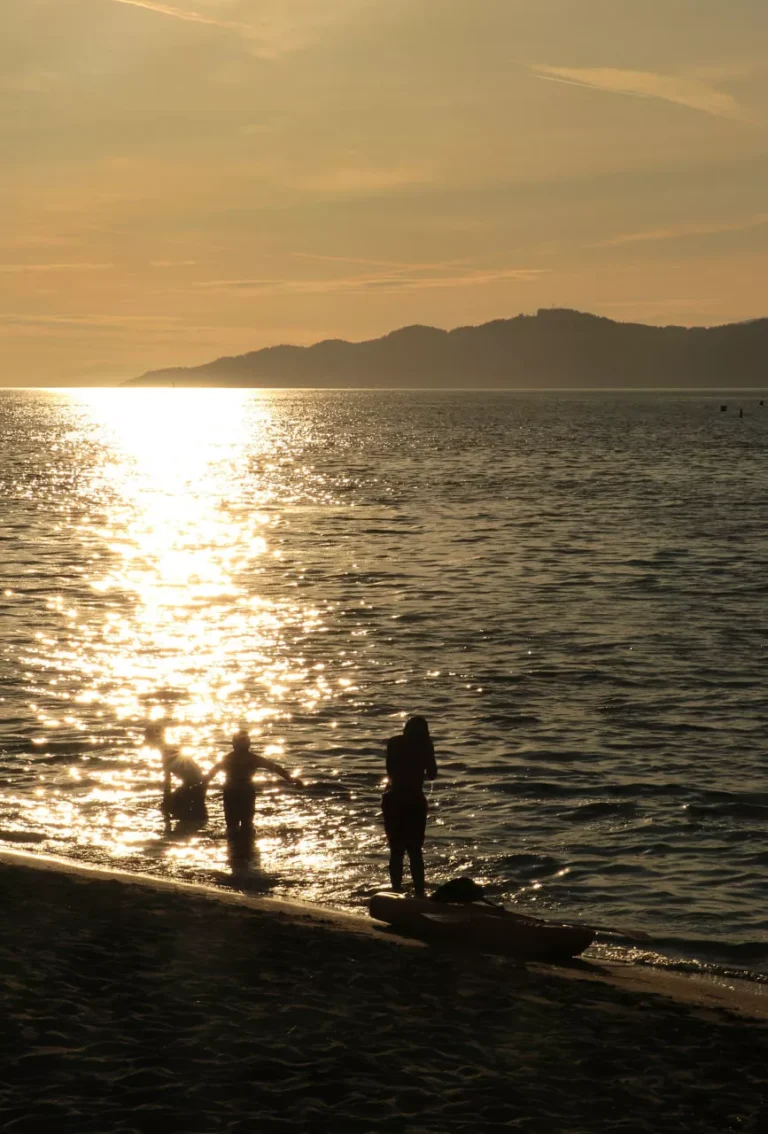 The Art of Being the Impossible Target For Manipulative People
